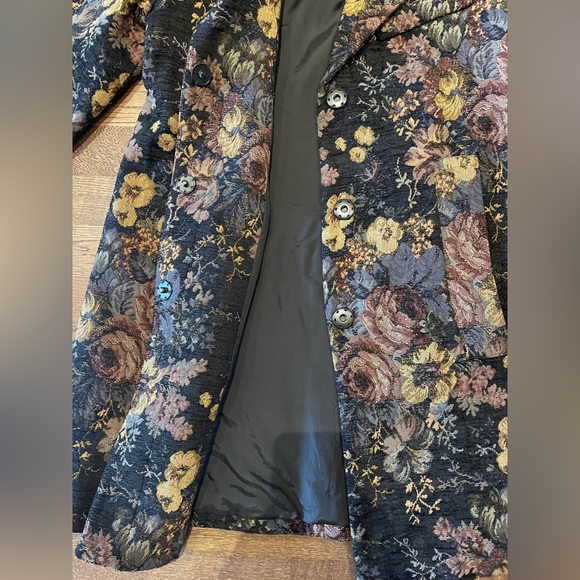 Smythe Les Vestes Opera Coat Size 4 in Tapestry Floral - Picture 5 of 10